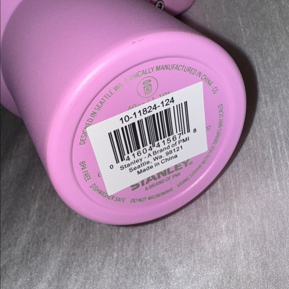 Stanley 40 oz Quencher - Picture 4 of 4